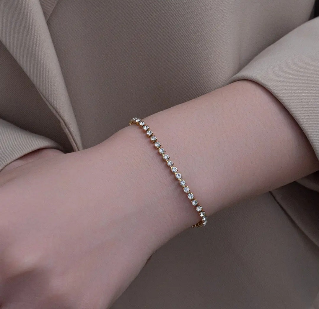 Stijlvol armband met steetjes