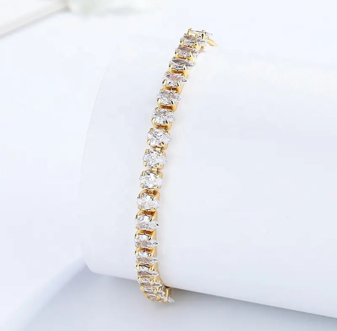 Minimalistisch armband met steentjes