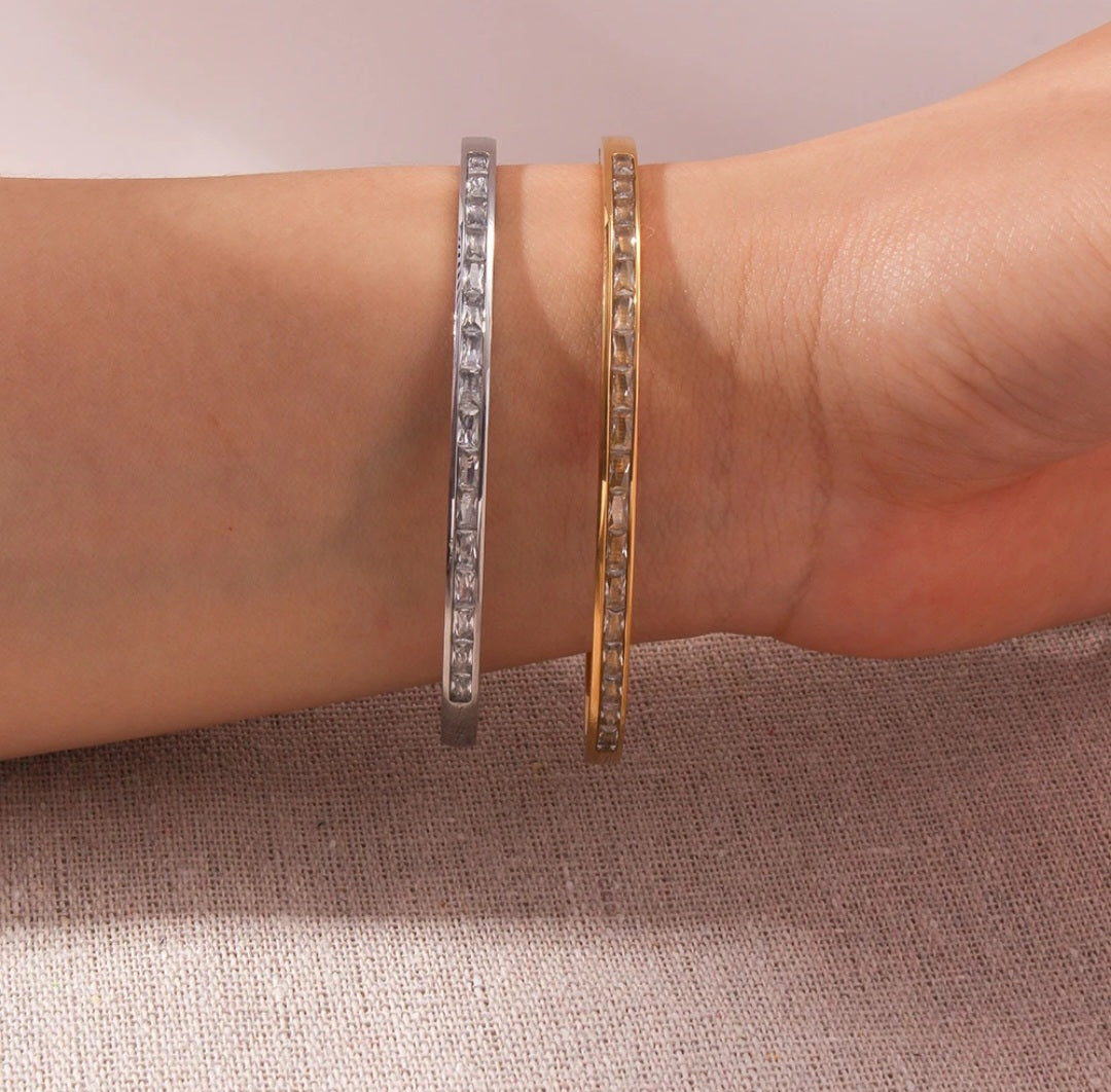 Minimalistisch armband met steentjes