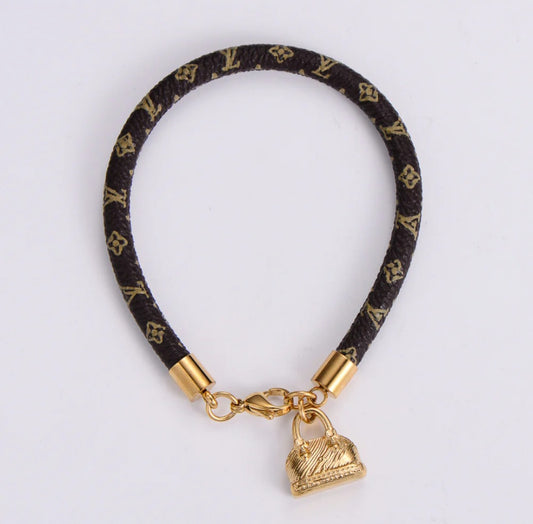 Modern leren armband met tasje